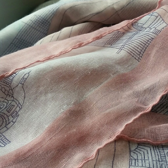 Paris print scarf - Picture 5 of 5